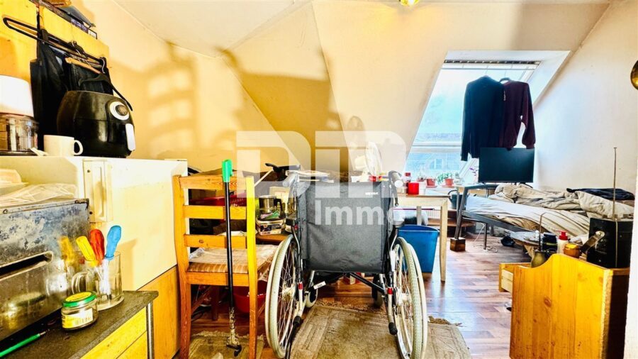 (R)eserviert!Kompaktes Apartment 3 von 3 in zentraler Lage - Wohnraum / noch nicht geräumt